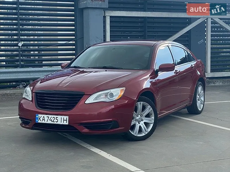 Chrysler 200
