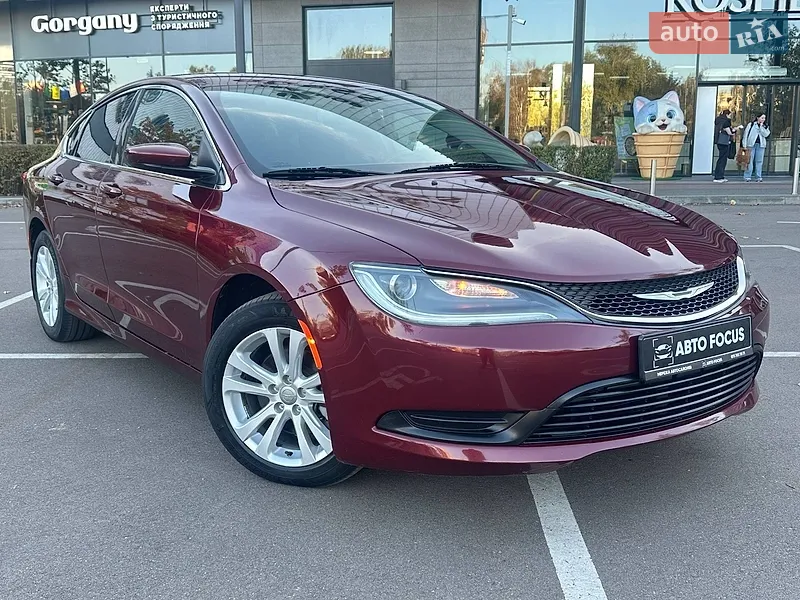 Chrysler 200