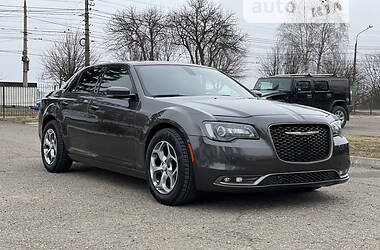 Седан Chrysler 300 S 2018 в Коломые