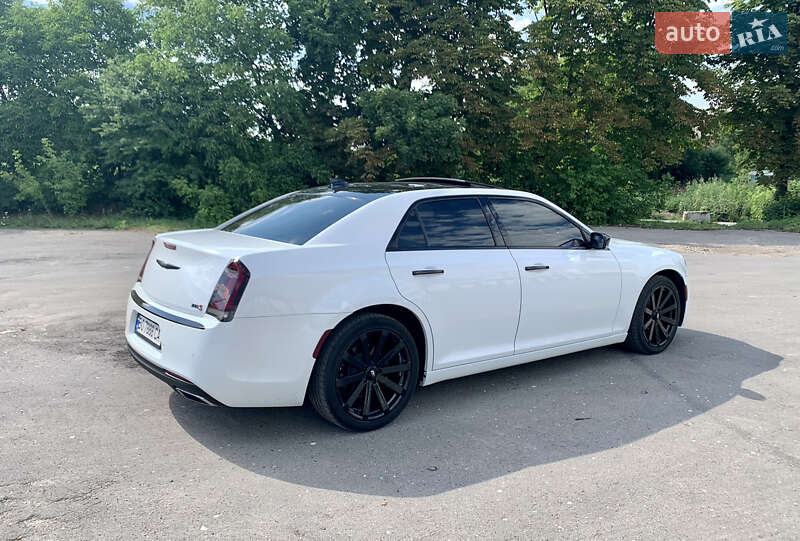Седан Chrysler 300 S 2018 в Тернополе фото 9 Седан Chrysler 300 S 2018 в Тернополе