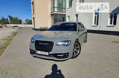 Седан Chrysler 300 S 2017 в Чернигове