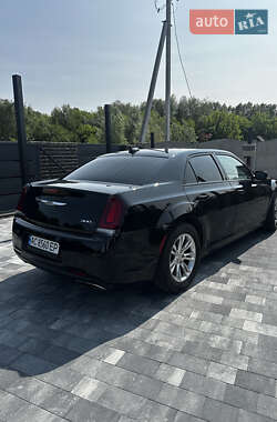 Седан Chrysler 300 S 2015 в 