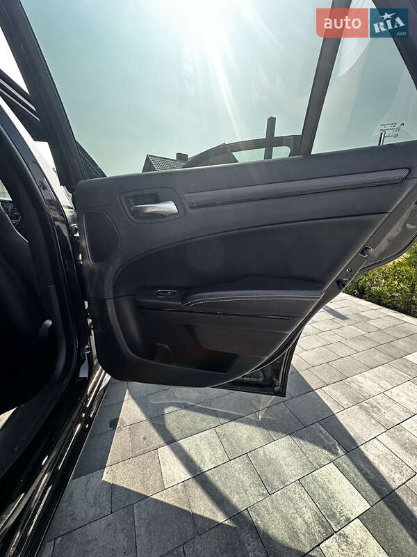 Седан Chrysler 300 S 2015 в Ковеле