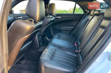 Седан Chrysler 300 S 2015 в 