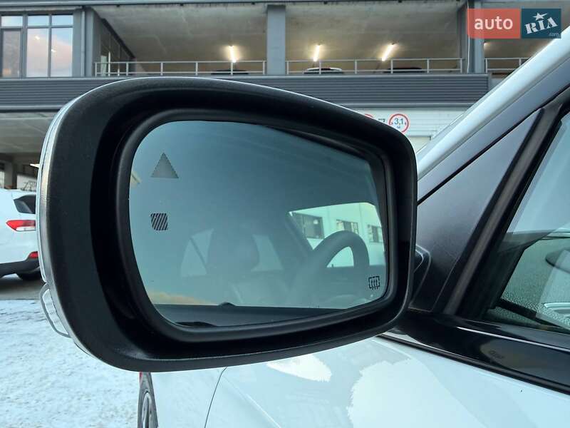 Седан Chrysler 300 S 2022 в Одессе