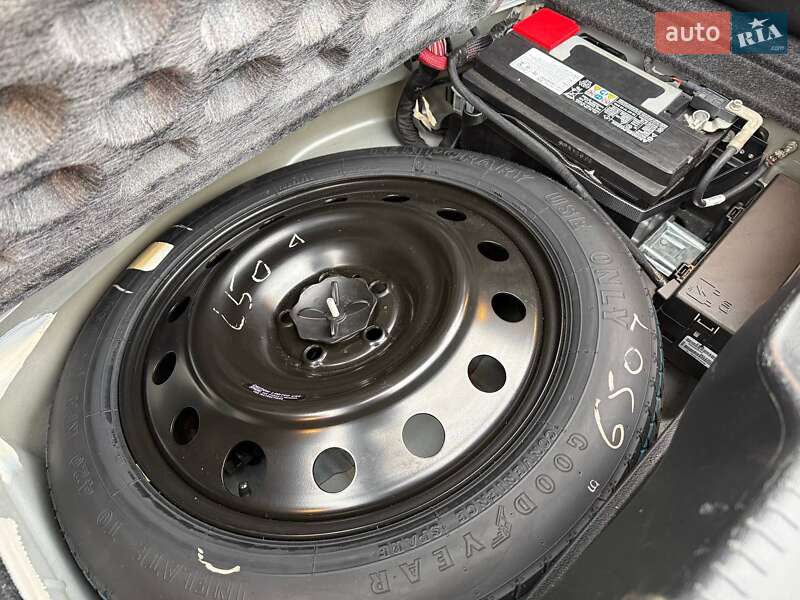 Седан Chrysler 300 S 2022 в Одессе