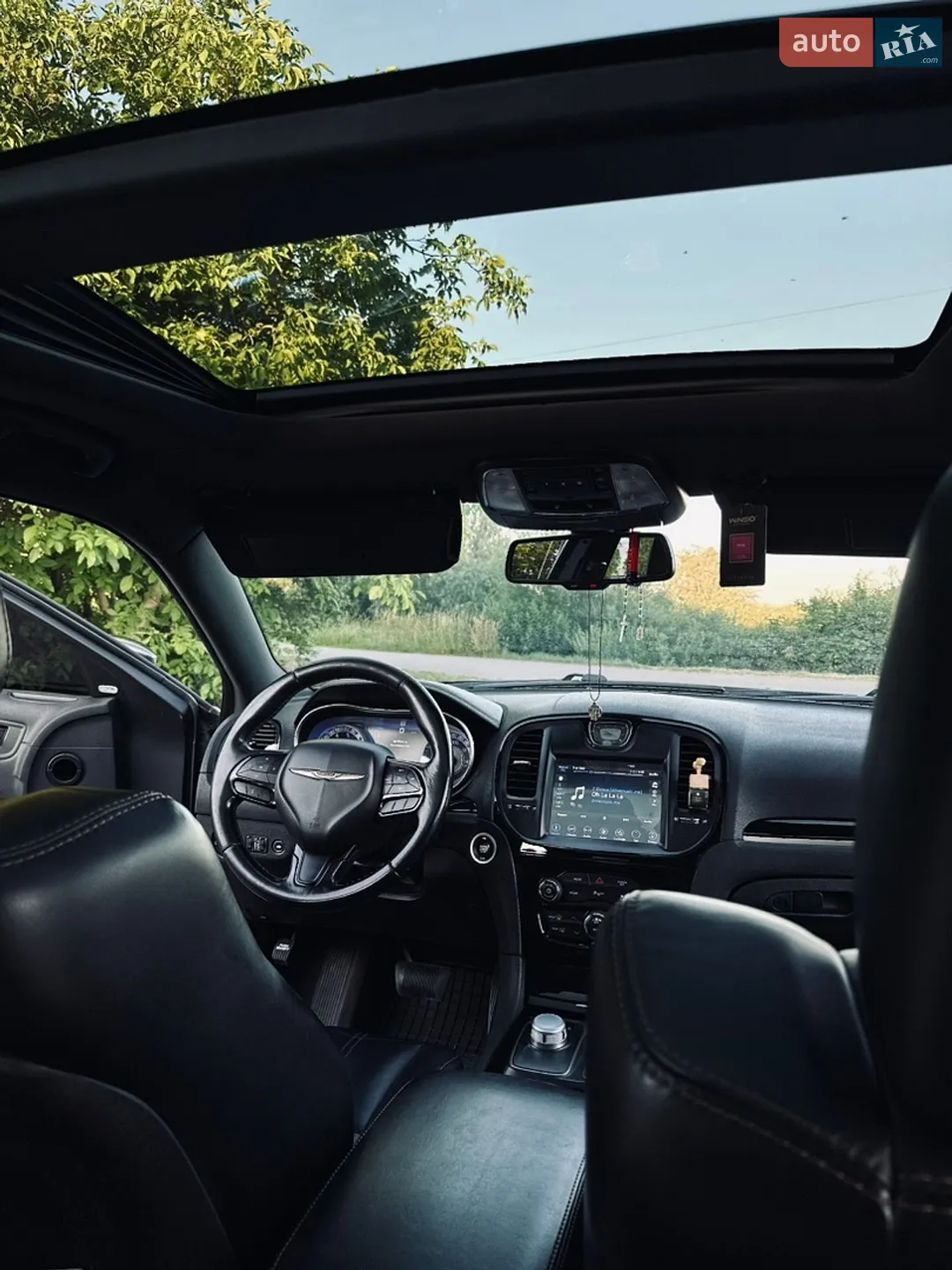 2018 Chrysler 300 - мініатюра 11