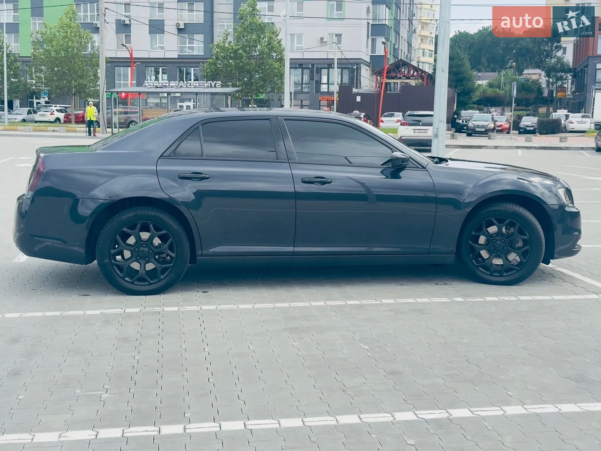 2017 Chrysler 300 - мініатюра 3