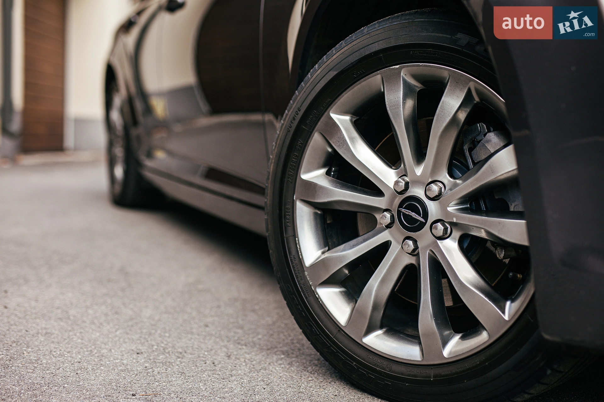 2014 Chrysler 300 - мініатюра 8