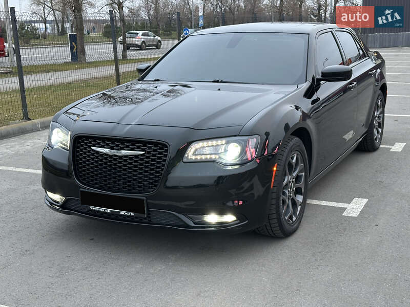 Chrysler 300 2016