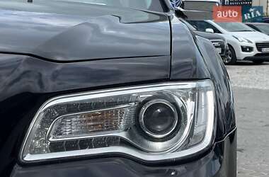 Седан Chrysler 300 2018 в 