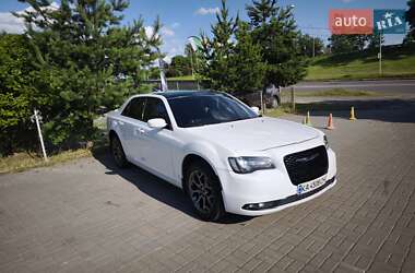Седан Chrysler 300 2016 в Львові