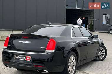 Седан Chrysler 300 2018 в 