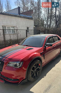 Седан Chrysler 300 2016 в 