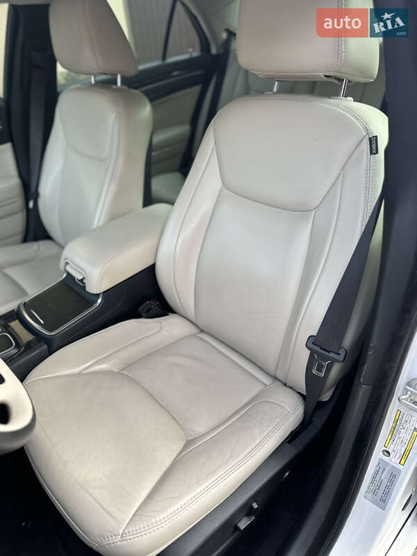 Седан Chrysler 300 2017 в Владимире фото 47 Седан Chrysler 300 2017 в Владимире
