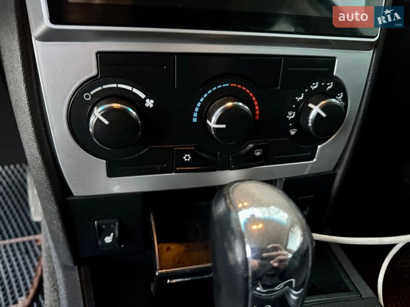 Седан Chrysler 300 2008 в Киеве