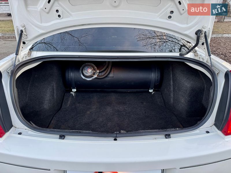 Седан Chrysler 300 2008 в Киеве