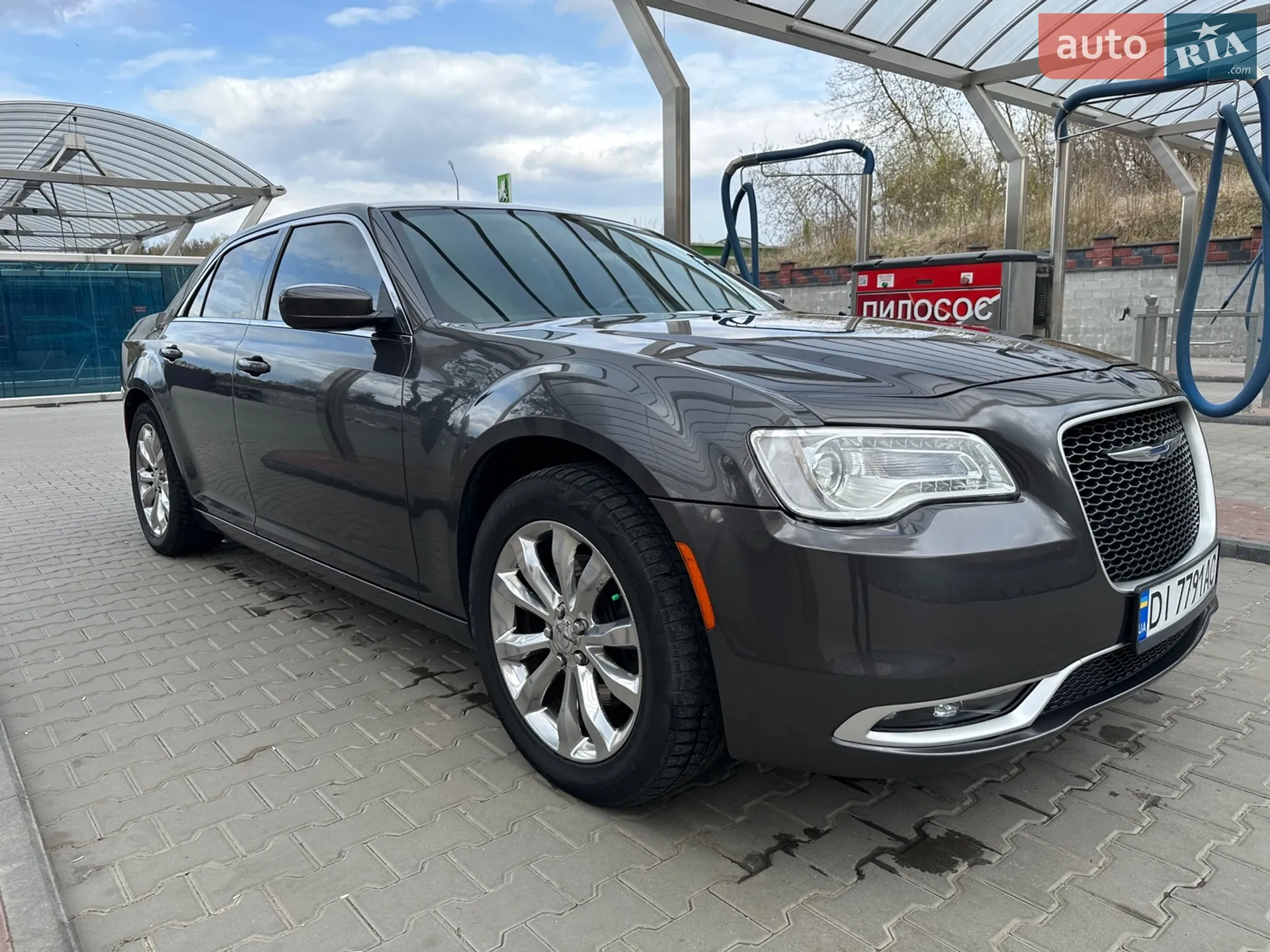 2016 Chrysler 300 - мініатюра 9