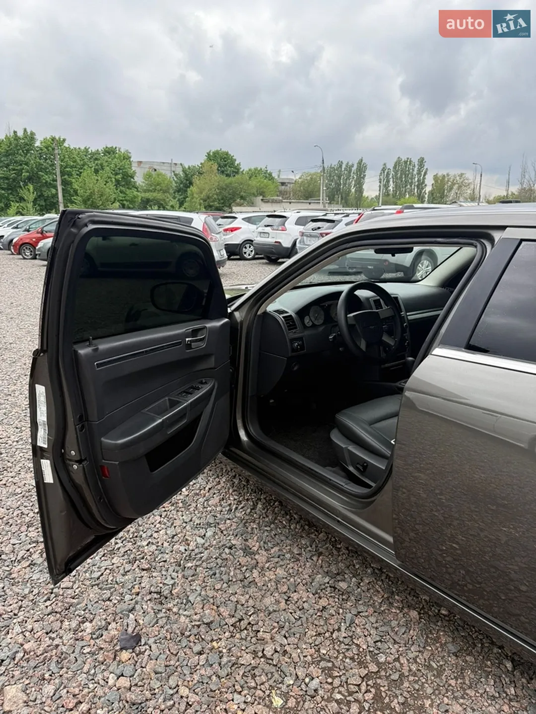 2010 Chrysler 300 - мініатюра 7