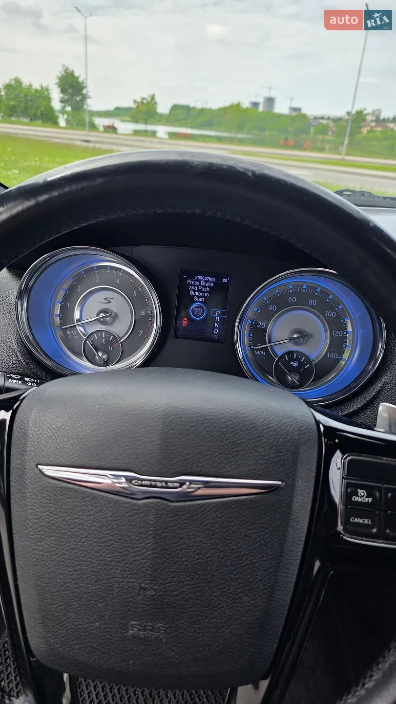 2014 Chrysler 300 - мініатюра 10