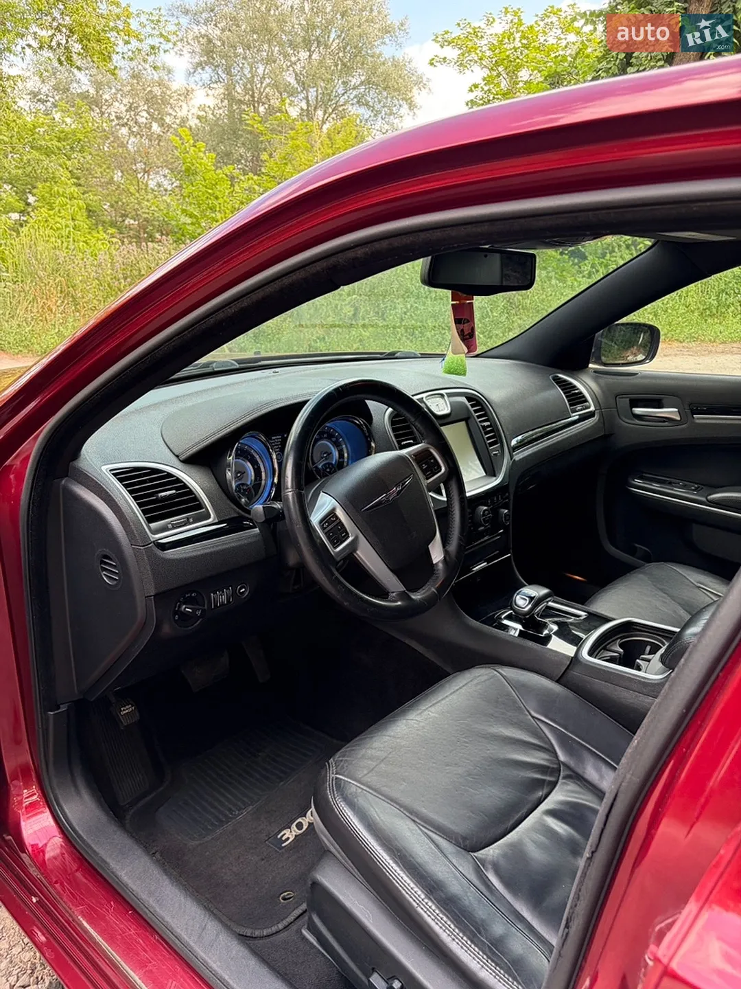 2014 Chrysler 300 - мініатюра 11