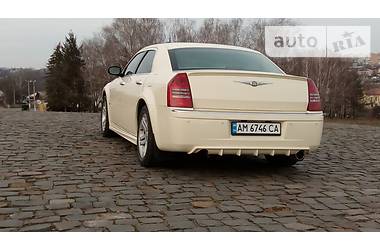 Седан Chrysler 300C 2006 в Житомире