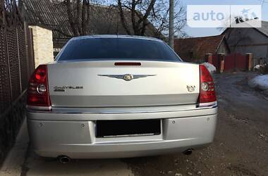 Седан Chrysler 300C 2007 в 
