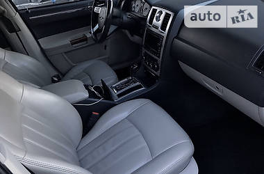Седан Chrysler 300C 2007 в 