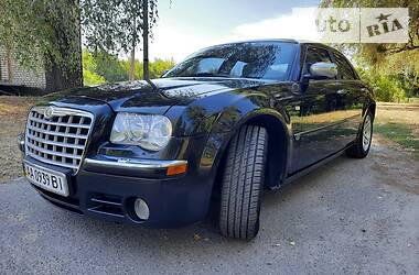Седан Chrysler 300C 2006 в 