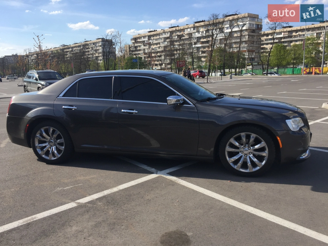 2017 Chrysler 300C - мініатюра 3