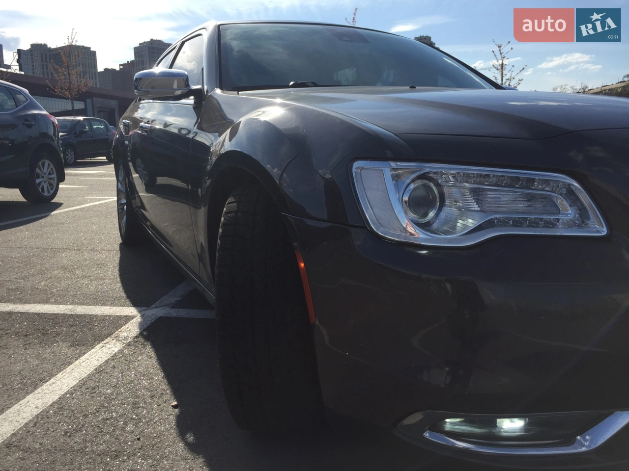 2017 Chrysler 300C - мініатюра 12