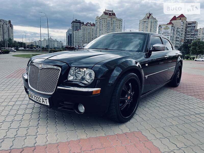 Седан Chrysler 300C 2006 в Києві