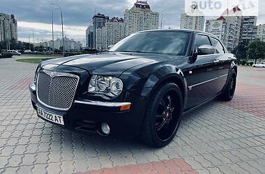 Седан Chrysler 300C 2005 в 