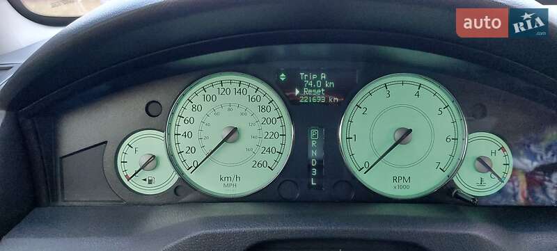 Седан Chrysler 300C 2005 в Виноградове