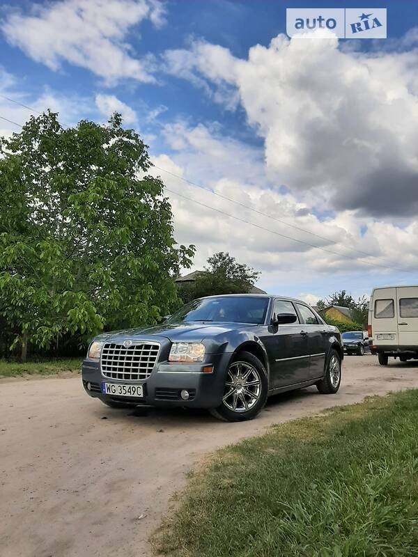 Седан Chrysler 300C 2006 в Ковеле