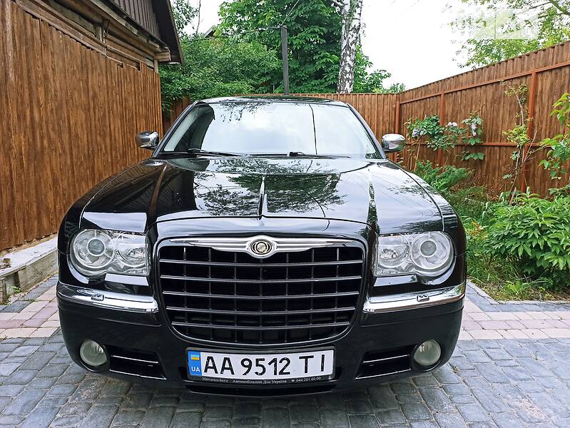 Седан Chrysler 300C 2007 в Житомирі