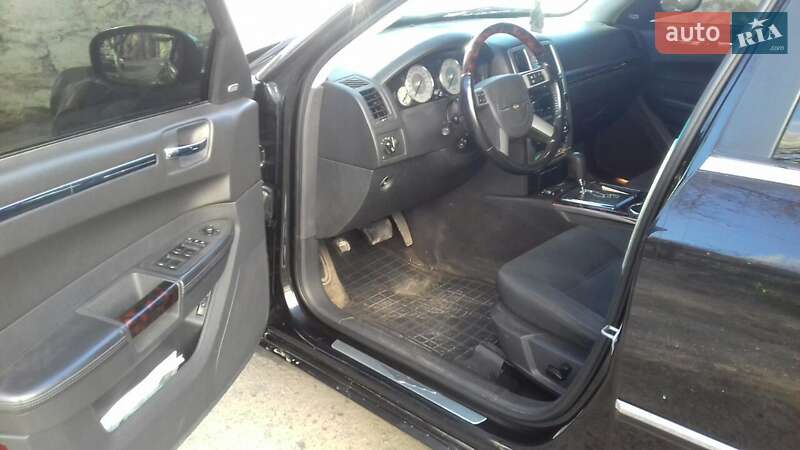Седан Chrysler 300C 2008 в Одессе