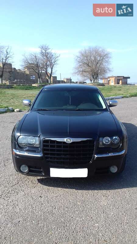 Седан Chrysler 300C 2008 в 