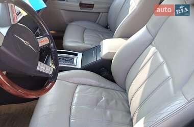 Седан Chrysler 300C 2005 в 