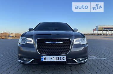 Седан Chrysler 300C 2018 в Одессе