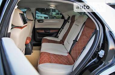 Седан Chrysler 300C 2008 в 