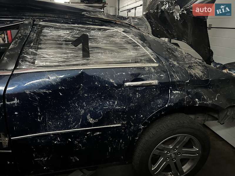 Седан Chrysler 300C 2005 в Харькове