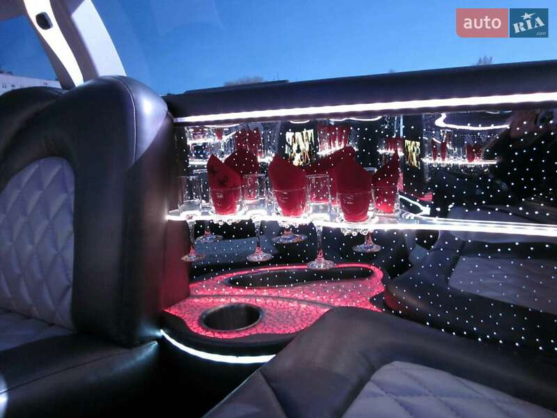 Лимузин Chrysler 300C 2007 в Харькове фото 8 Лимузин Chrysler 300C 2007 в Харькове