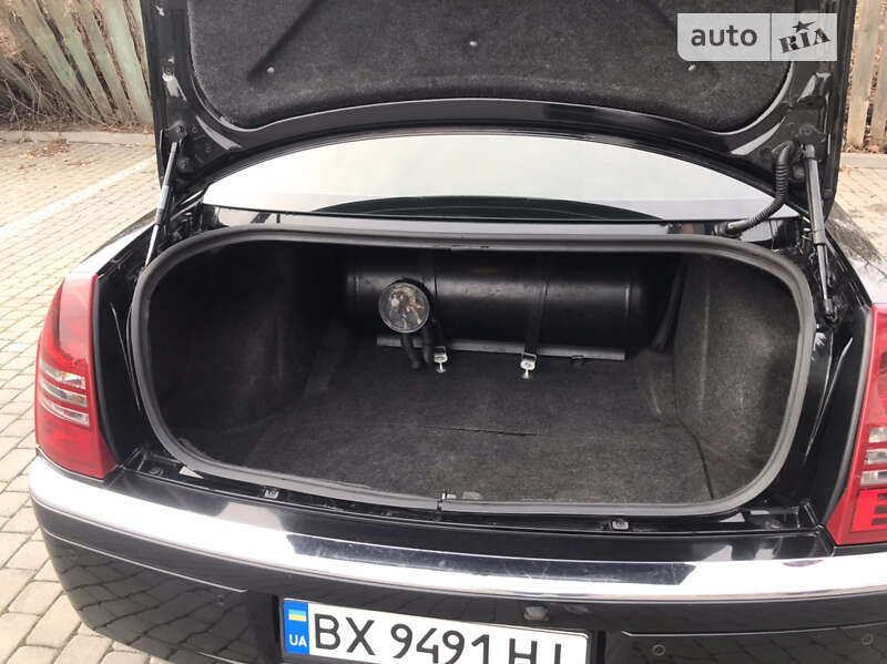 Седан Chrysler 300C 2006 в Хмельницькому