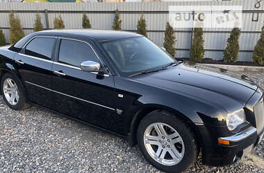 Седан Chrysler 300C 2007 в Бучі