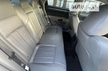 Седан Chrysler 300C 2007 в Буче