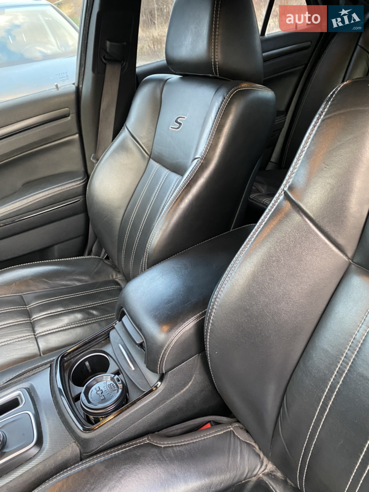 2016 Chrysler 300C - мініатюра 3