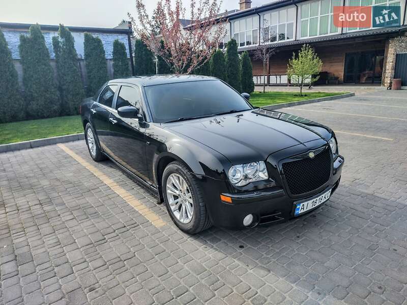 Седан Chrysler 300C 2006 в Білій Церкві