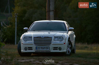 Седан Chrysler 300C 2005 в Черновцах