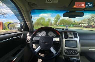 Седан Chrysler 300C 2005 в 